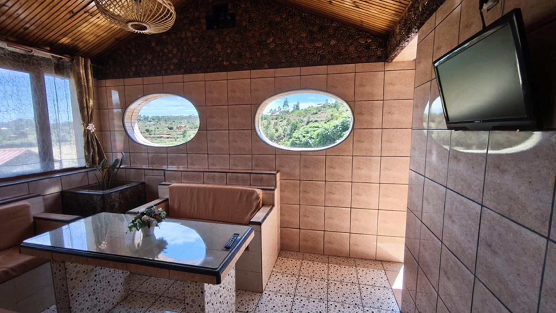 Hotel Restaurant Le Miamiam Glouglou Ambositra المظهر الخارجي الصورة